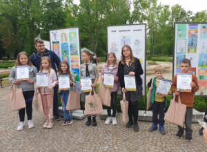 Konkurs "Aleja Pabianickich harcerzy", zorganizowany przez ZHP. W konkursie brało udział kilkoro dzieci z naszej grupy.